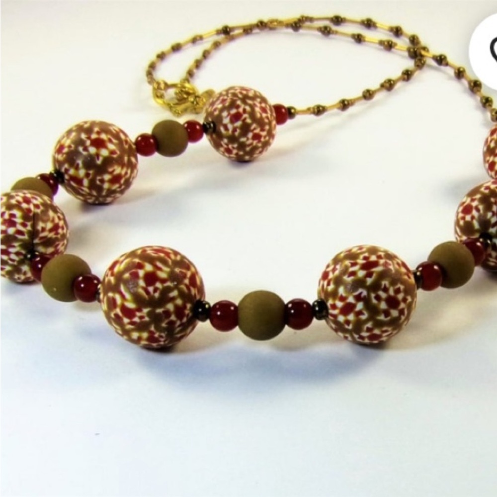 bjb Boho Earth Colors Red, Brown &Cream Necklace. NWOT